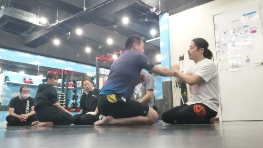 ディフェンスと攻撃のタイミング　#Shorts #武術 #古武術 #合気道 #護身術